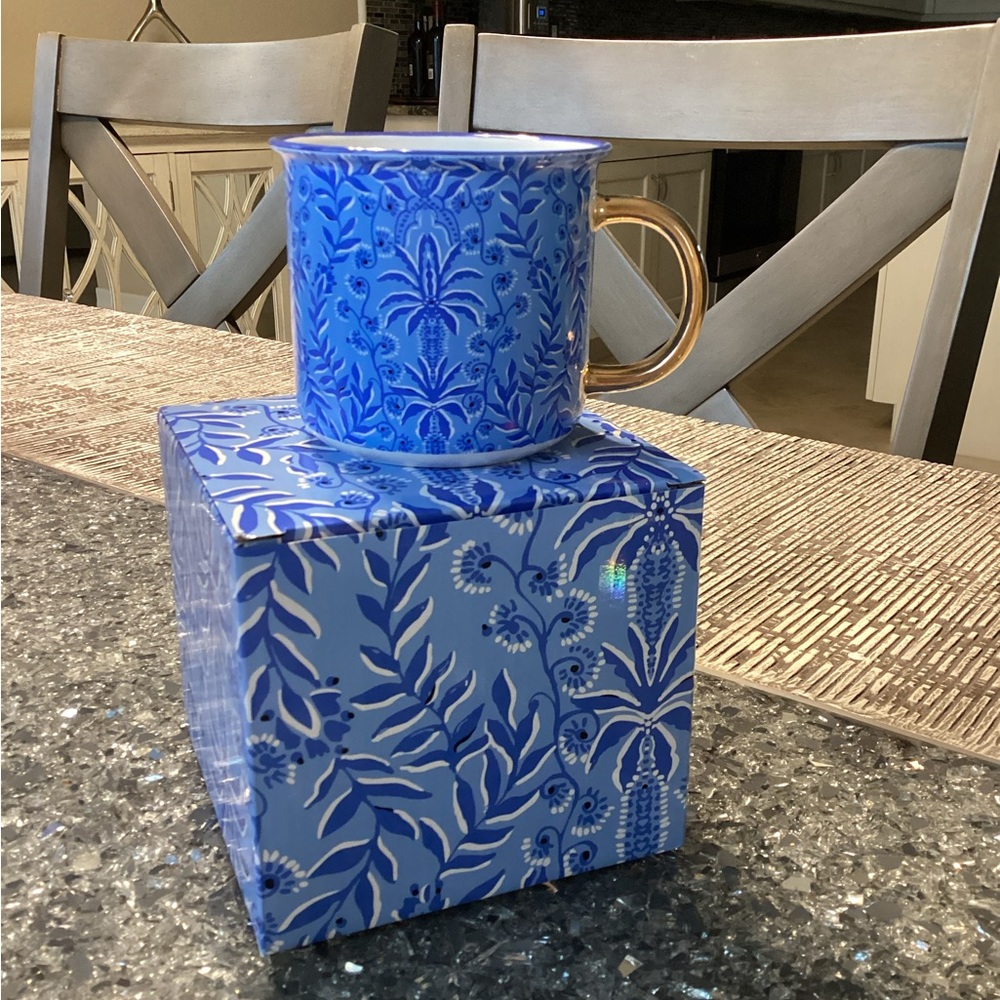 Lilly Pulitzer Mug NWOT